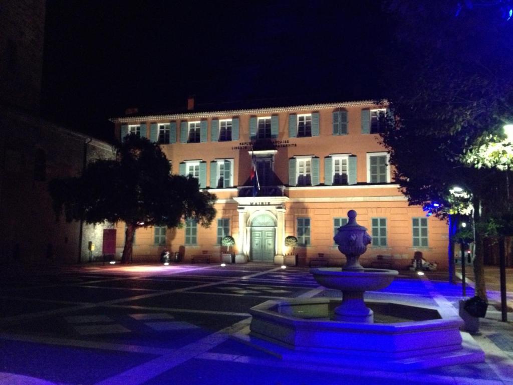 Hotel Le Flore Fréjus Exterior foto